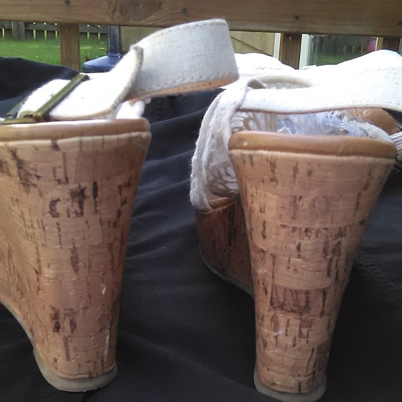 Pop Lace Crochet Wedge Sandals Ivory SZ 8M - Picture 5 of 8